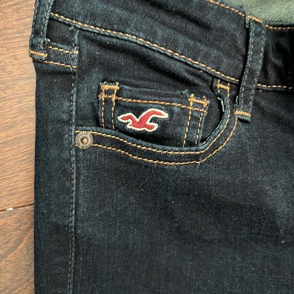 Selling Dark Blue Hollister Skinny Jeans size 25/31 - Picture 3 of 4